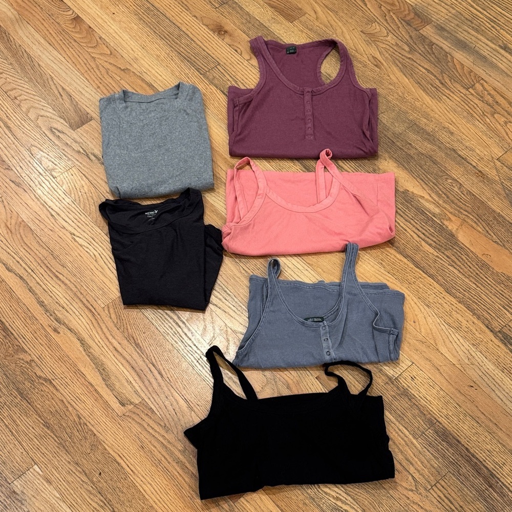 Bundle Women's Assorted Tank Tops - Black, Gray, Pink, Purple Large